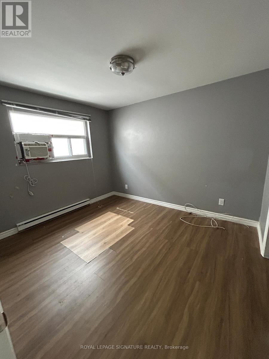 3nd Flr - 608 Gerrard Street, Toronto, Ontario  M4M 1Y3 - Photo 2 - E12627160
