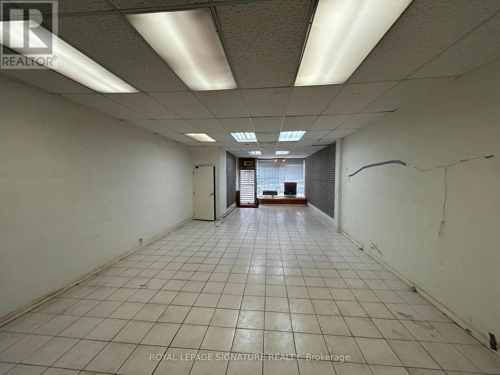 608 Gerrard Street, Toronto, Ontario  M4M 1Y3 - Photo 2 - E12558748