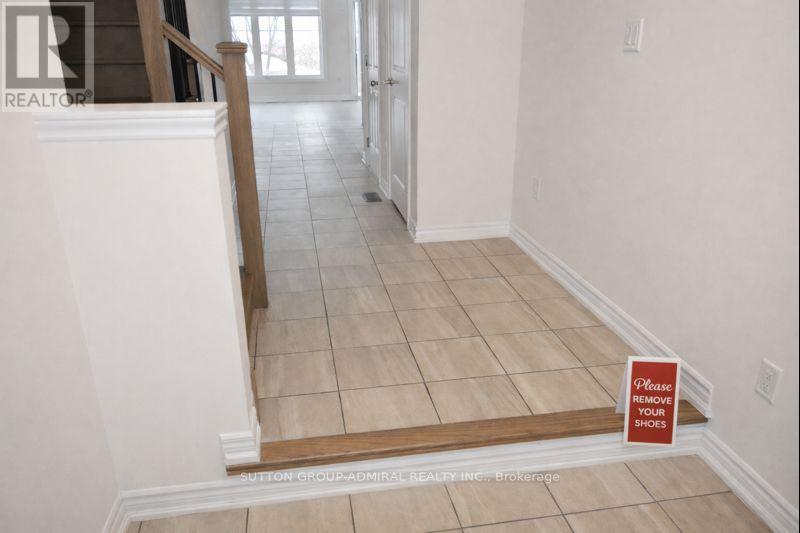 2135 Speare Court, Innisfil, Ontario  L9S 0M9 - Photo 2 - N12693702