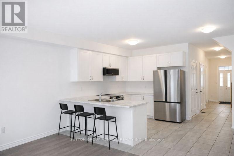 2135 Speare Court, Innisfil, Ontario  L9S 0M9 - Photo 7 - N12693702