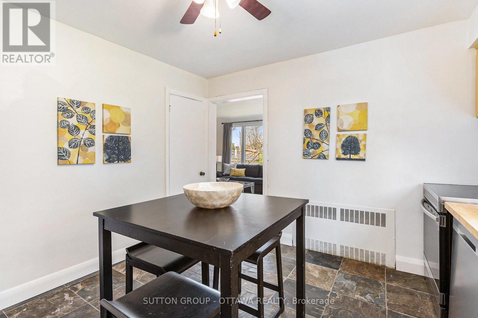 2 - 143 Granville Street, Ottawa, Ontario  K1L 6Y3 - Photo 3 - X12693868