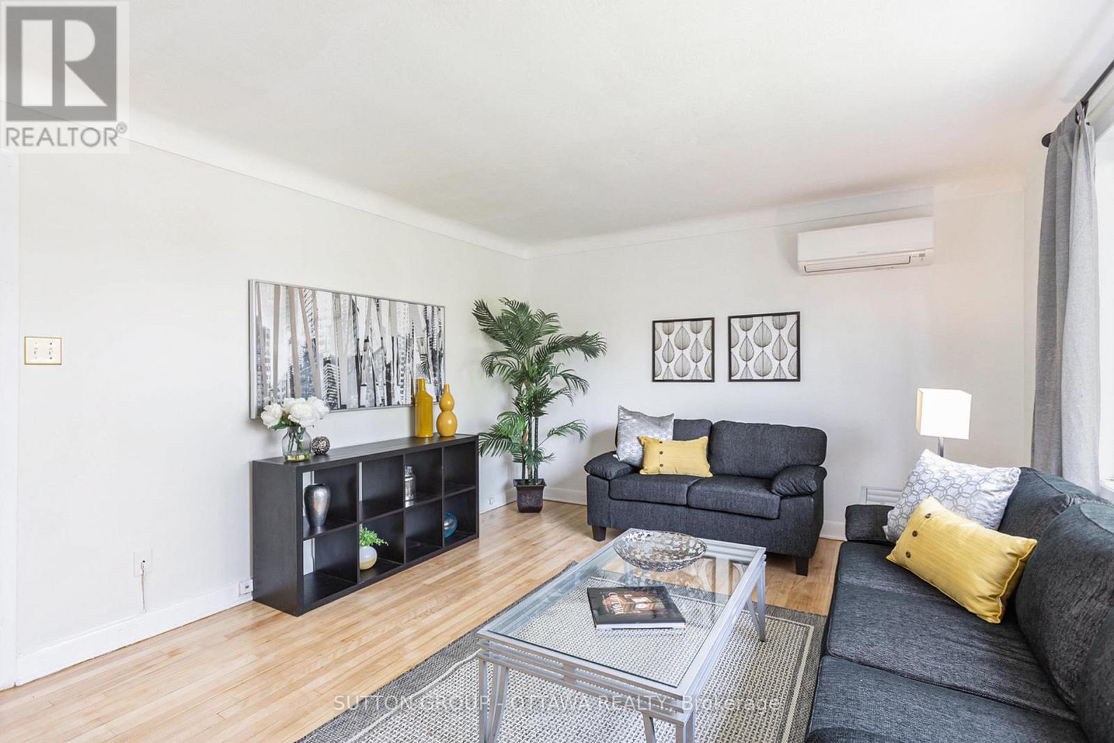 2 - 143 Granville Street, Ottawa, Ontario  K1L 6Y3 - Photo 4 - X12693868