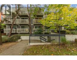 <div class="price">$419,000</div> 303 1545 E 2nd Avenue, Vancouver<br><div style="margin-bottom:8px;"><small></small></div><div class='bed_bath'>1 Bed | 1 Bath</div>
