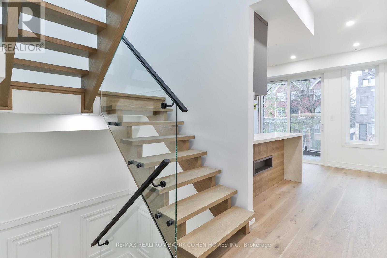 57 Jones Avenue, Toronto (South Riverdale), Ontario  M4M 2Z7 - Photo 8 - E12693860