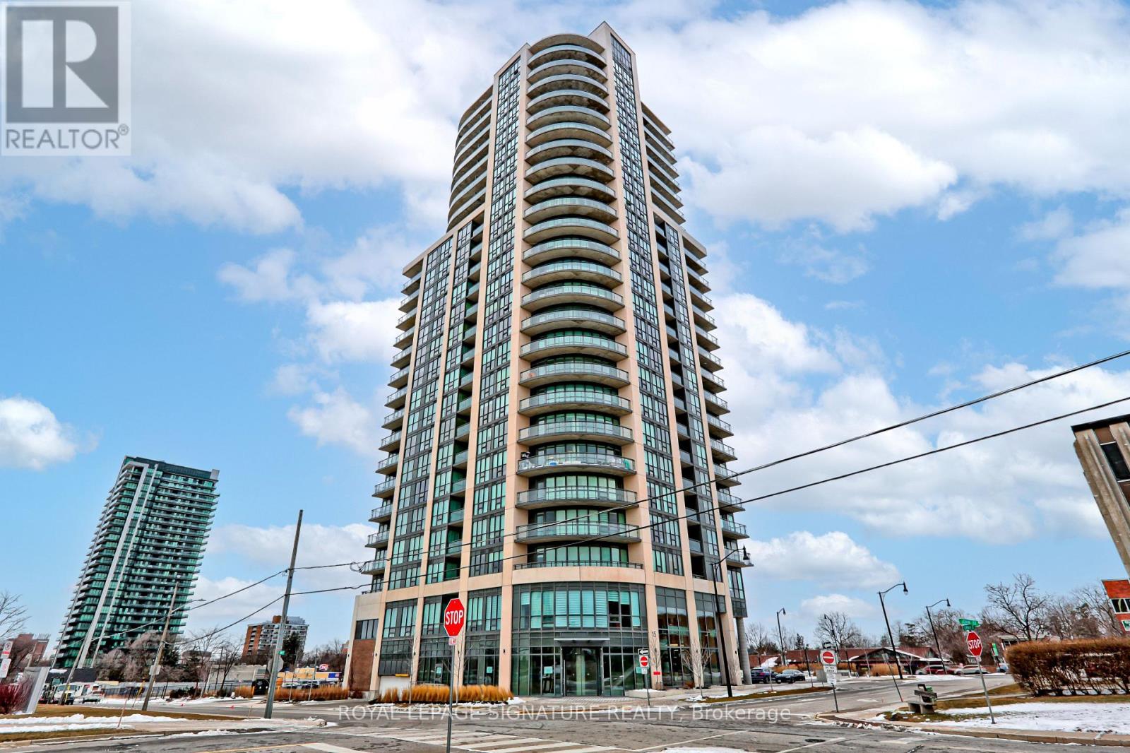 702 - 15 LYNCH STREET, Brampton, Ontario