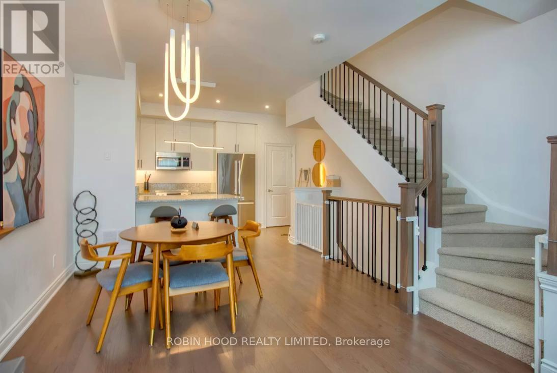 UNIT 65 - 40 LUNAR CRESCENT, Mississauga, Ontario