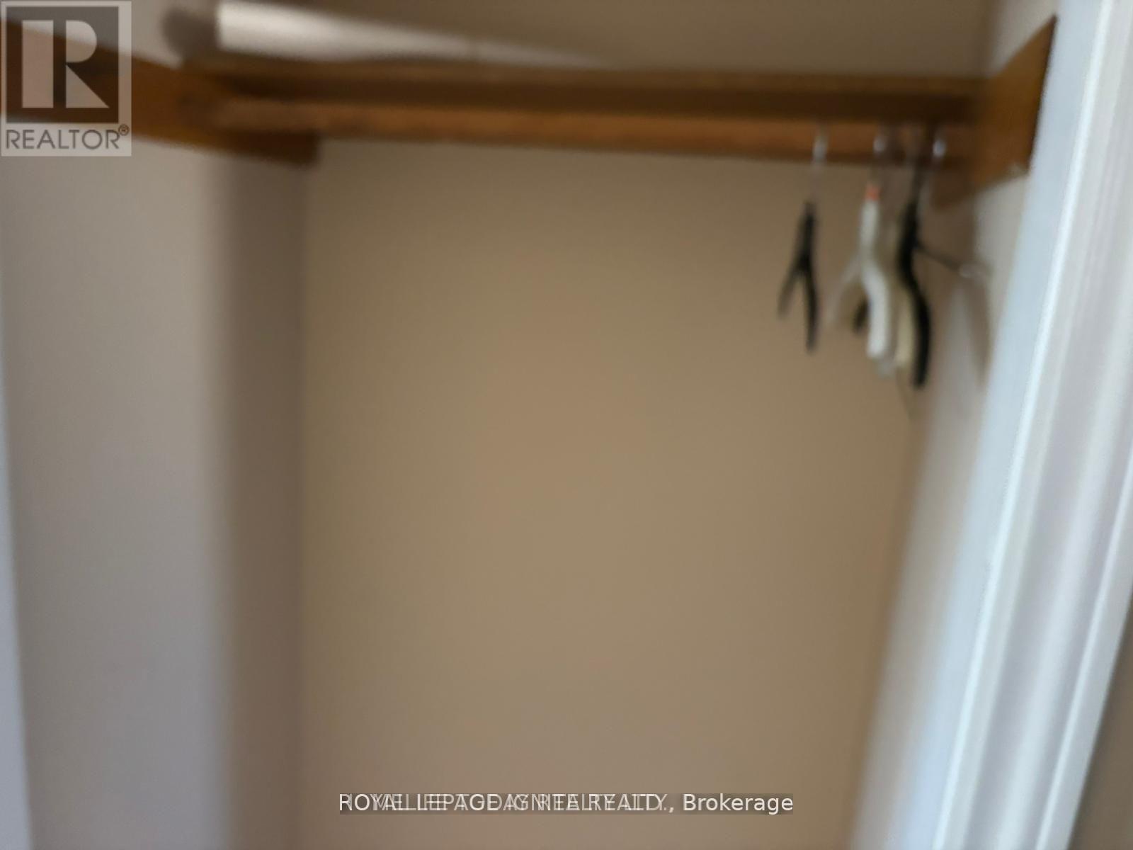 Main - 543 Glendene Crescent, Waterloo, Ontario  N2L 4P3 - Photo 15 - X12693854