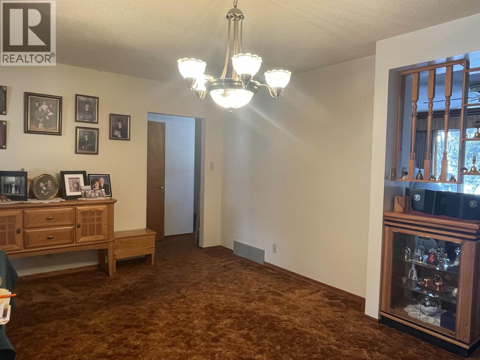 542 Radcliffe Drive, Prince George, British Columbia  V2M 3N6 - Photo 9 - R3079214