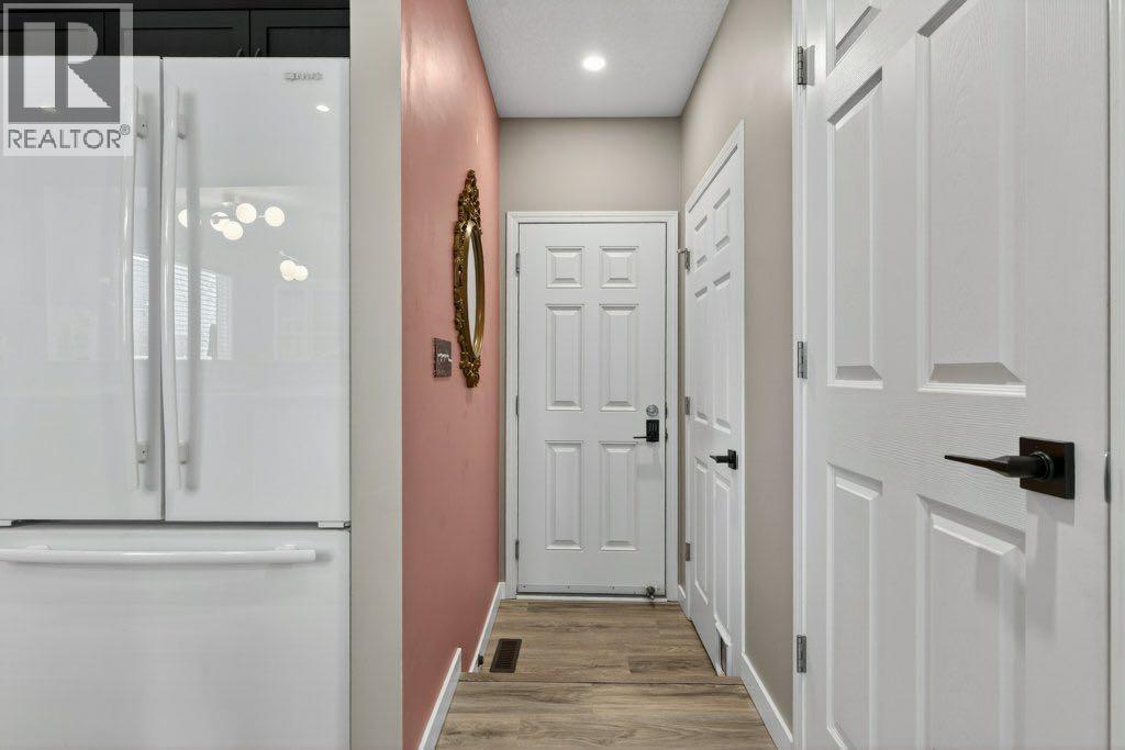 1012 Windsong Drive Sw, Airdrie, Alberta  T4B 0P2 - Photo 18 - A2277461