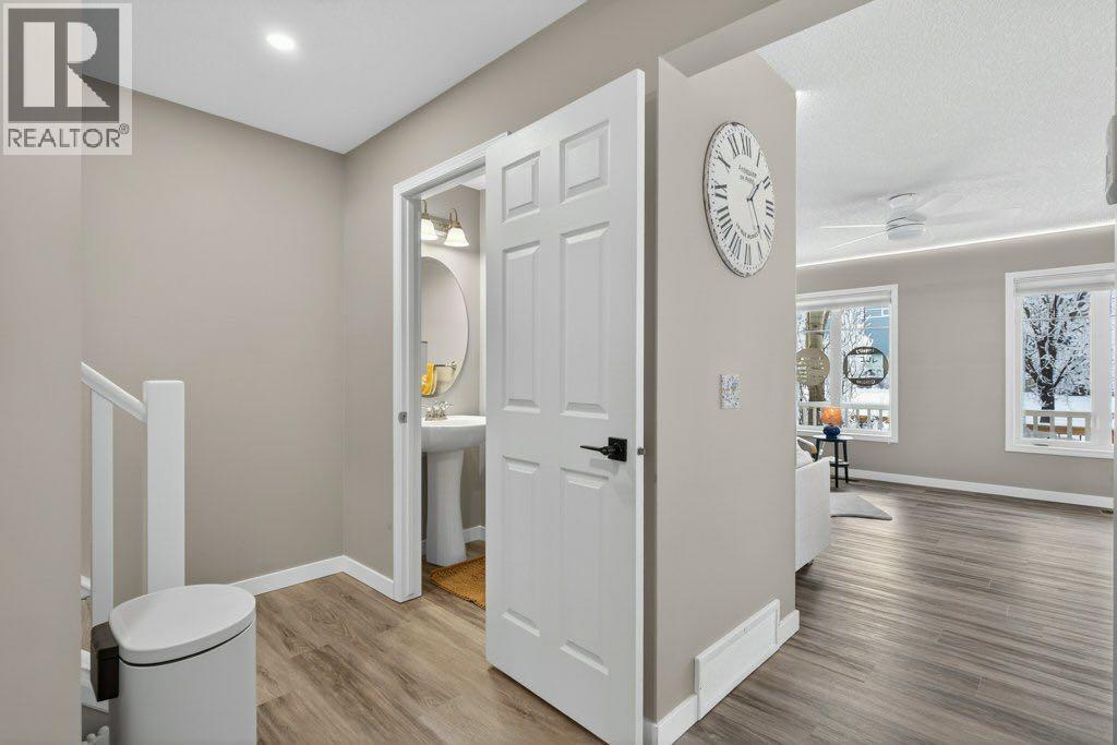 1012 Windsong Drive Sw, Airdrie, Alberta  T4B 0P2 - Photo 20 - A2277461