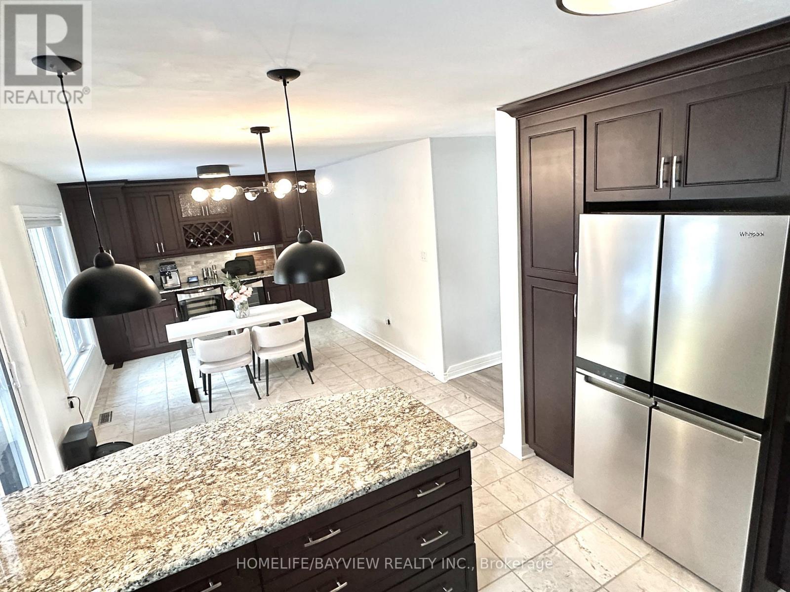 12 Roughley Street, Bradford West Gwillimbury (Bradford), Ontario  L3Z 3B2 - Photo 12 - N12693746