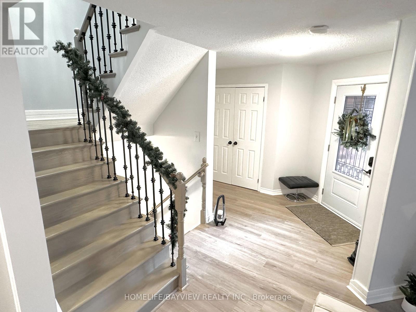 12 Roughley Street, Bradford West Gwillimbury (Bradford), Ontario  L3Z 3B2 - Photo 14 - N12693746