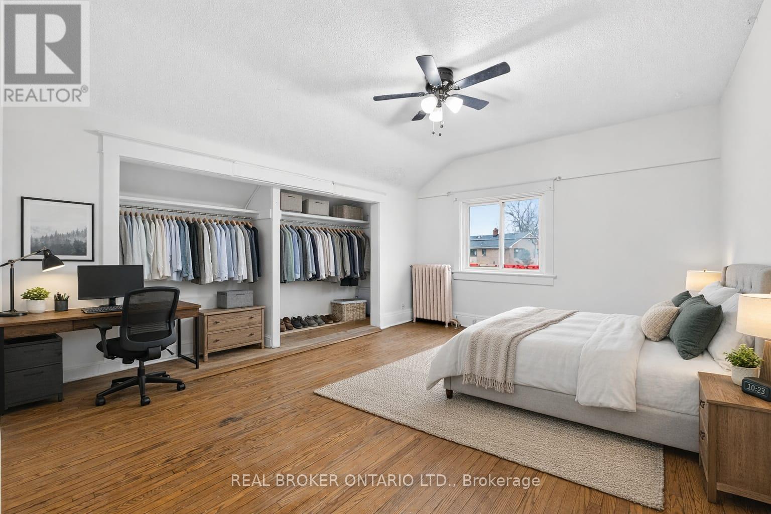 2585 Lakeshore Boulevard W, Toronto, Ontario  M8V 1G3 - Photo 40 - W12691506