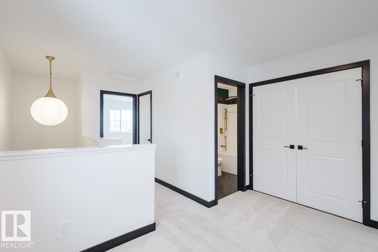 2124 Crossbill Ln Nw, Edmonton, Alberta  T6W 4V8 - Photo 15 - E4466370