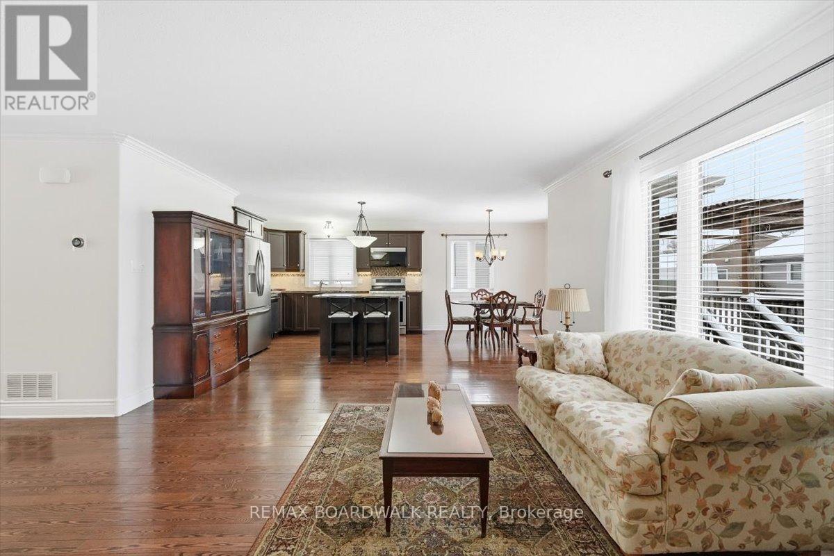 110 Templeton Court, North Grenville, Ontario  K0G 1J0 - Photo 7 - X12693874