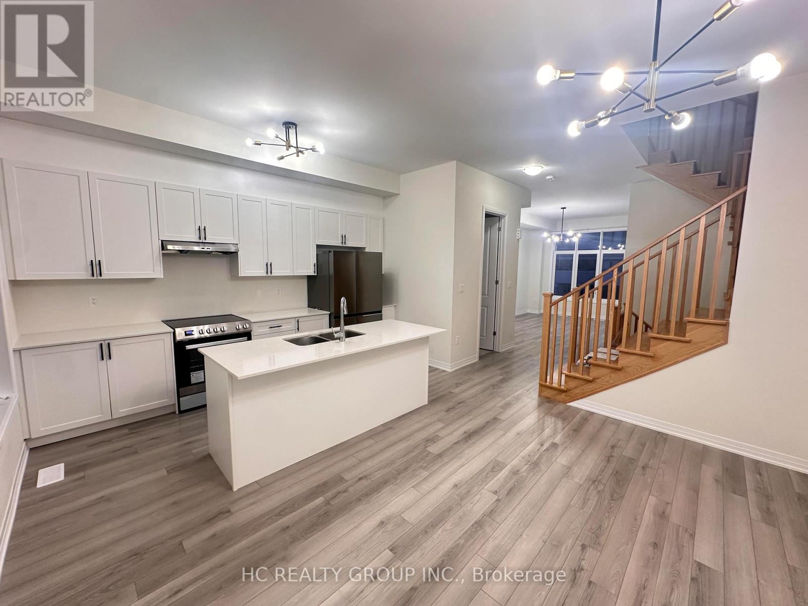 34 Millman Lane, Richmond Hill, Ontario  L4S 0P9 - Photo 5 - N12690082