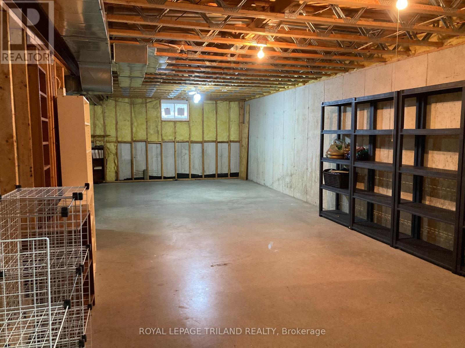 Photo 18 of 36 for 9909 Northville Crescent