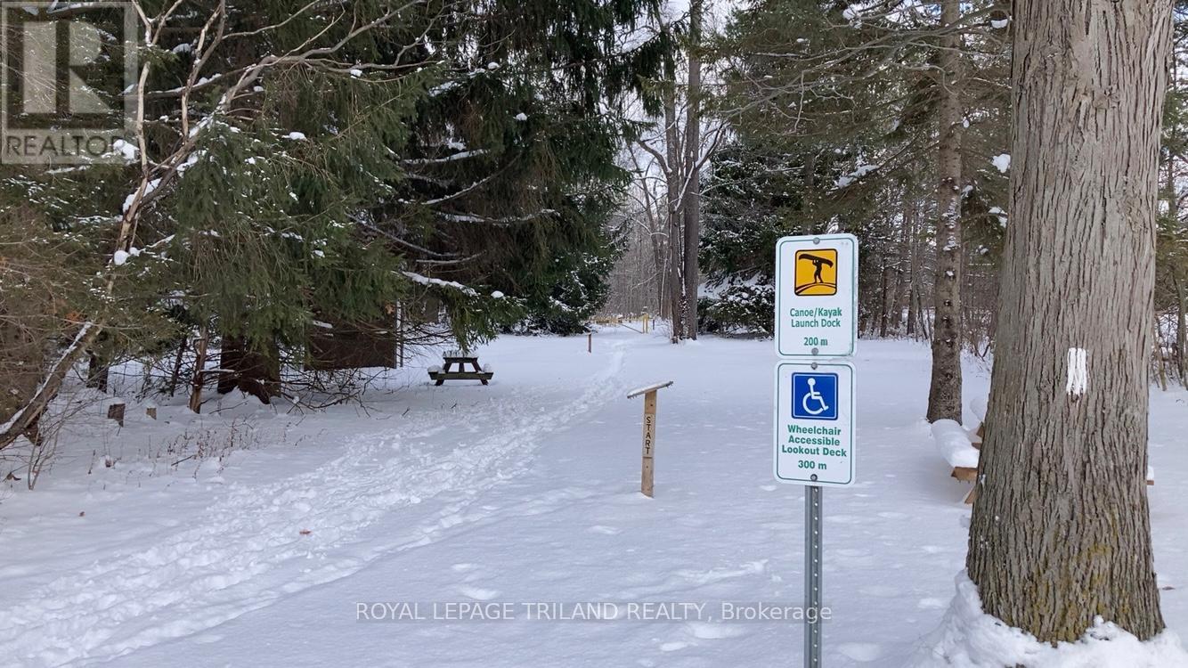 Photo 33 of 36 for 9909 Northville Crescent