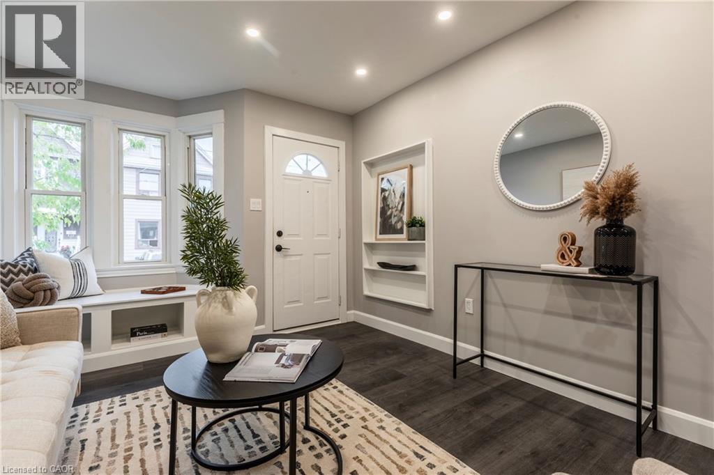 164 London Street N, Hamilton, Ontario  L8H 4B8 - Photo 11 - 40789728