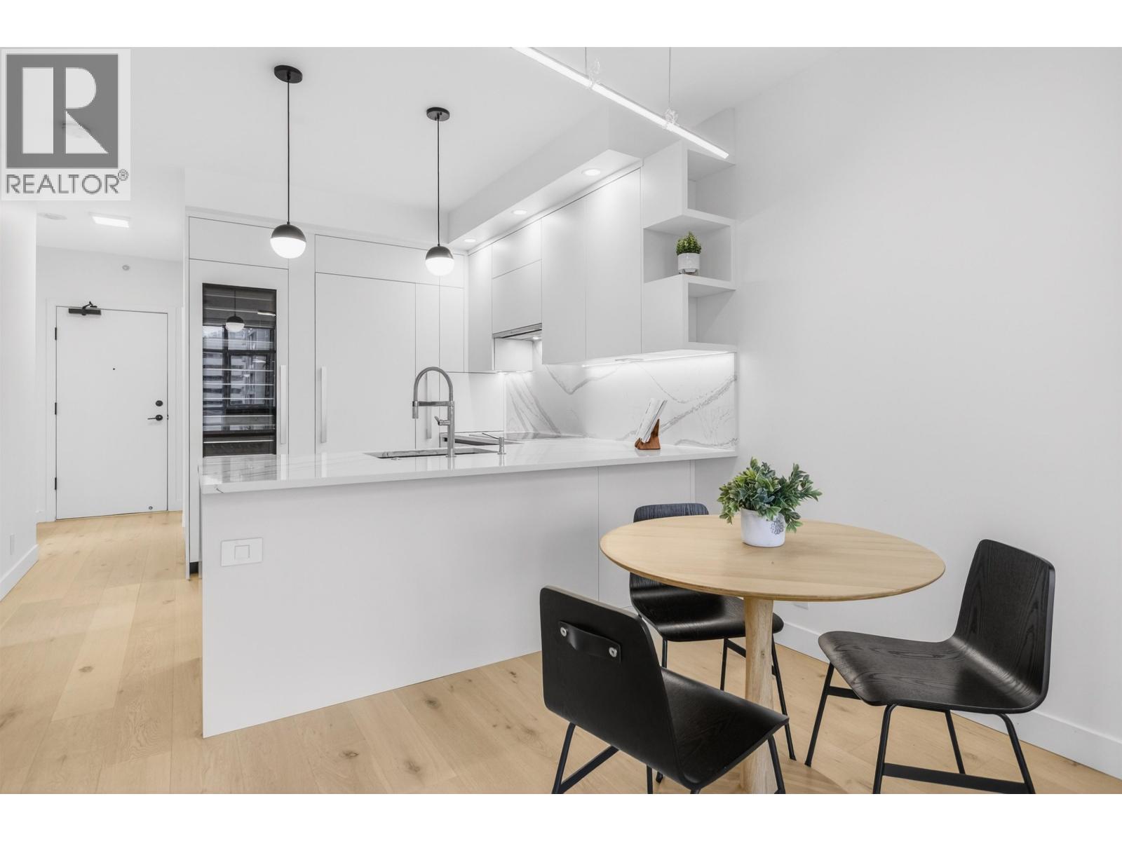 906 1050 Smithe Street, Vancouver, British Columbia  V6E 4T4 - Photo 8 - R3077869