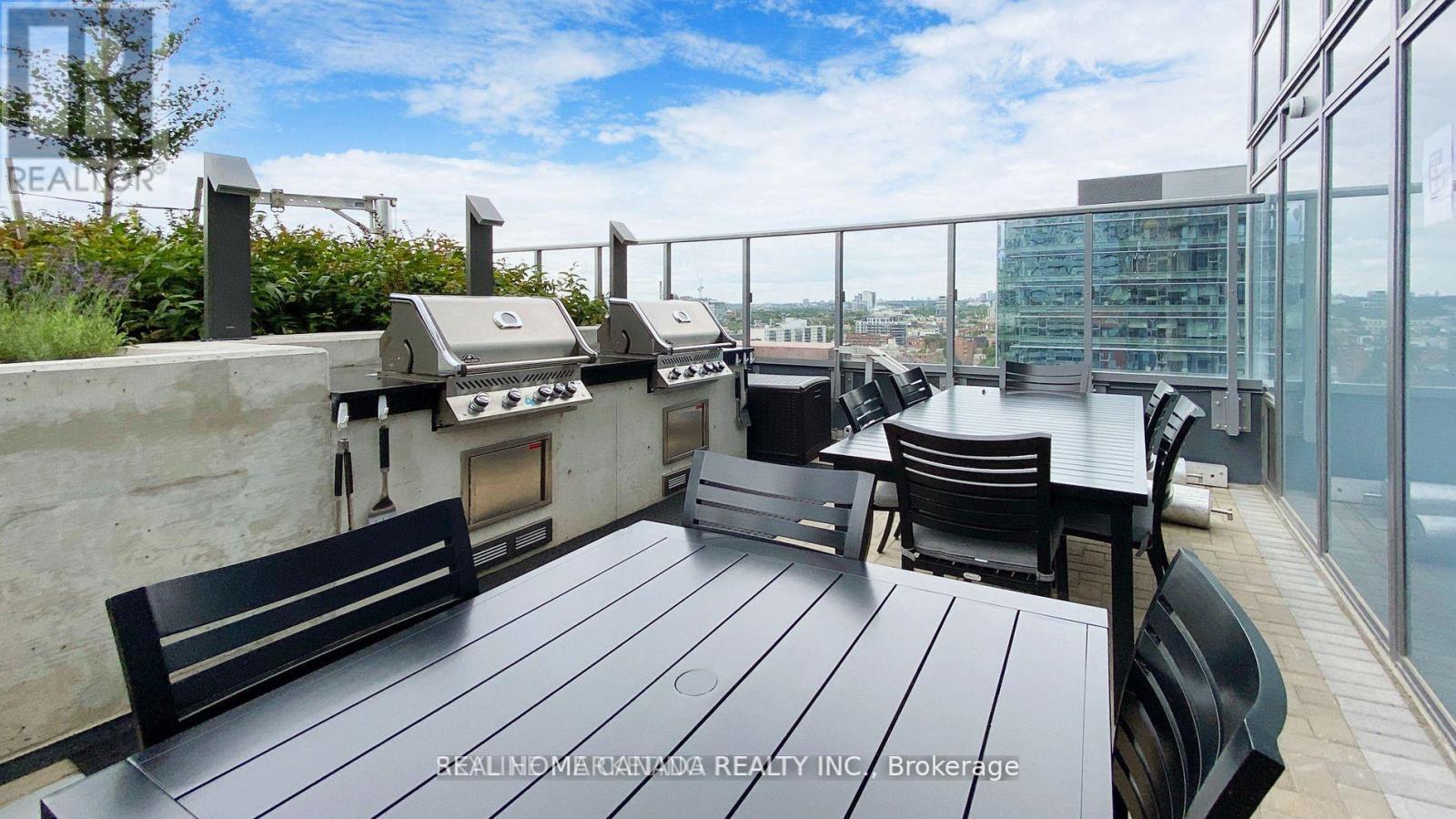 1803 - 108 Peter Street, Toronto (Waterfront Communities), Ontario  M5V 0W2 - Photo 15 - C12693884