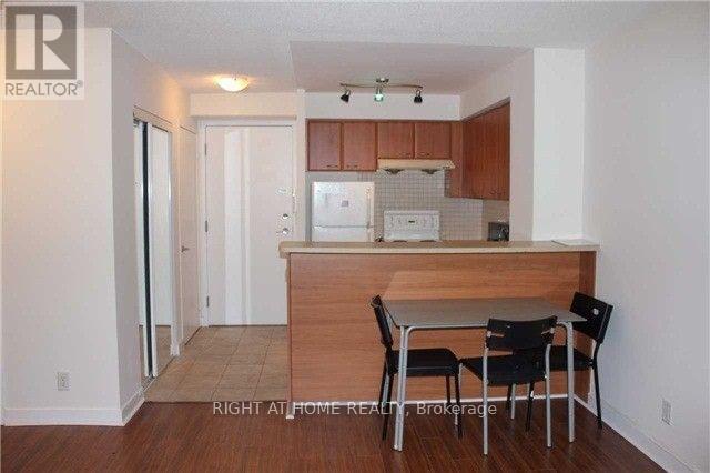 2310 - 38 Lee Centre Drive, Toronto (Woburn), Ontario  M1H 3J7 - Photo 10 - E12693890