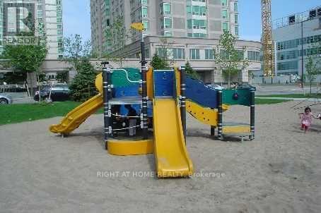 2310 - 38 Lee Centre Drive, Toronto (Woburn), Ontario  M1H 3J7 - Photo 19 - E12693890