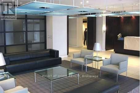 2310 - 38 Lee Centre Drive, Toronto (Woburn), Ontario  M1H 3J7 - Photo 4 - E12693890