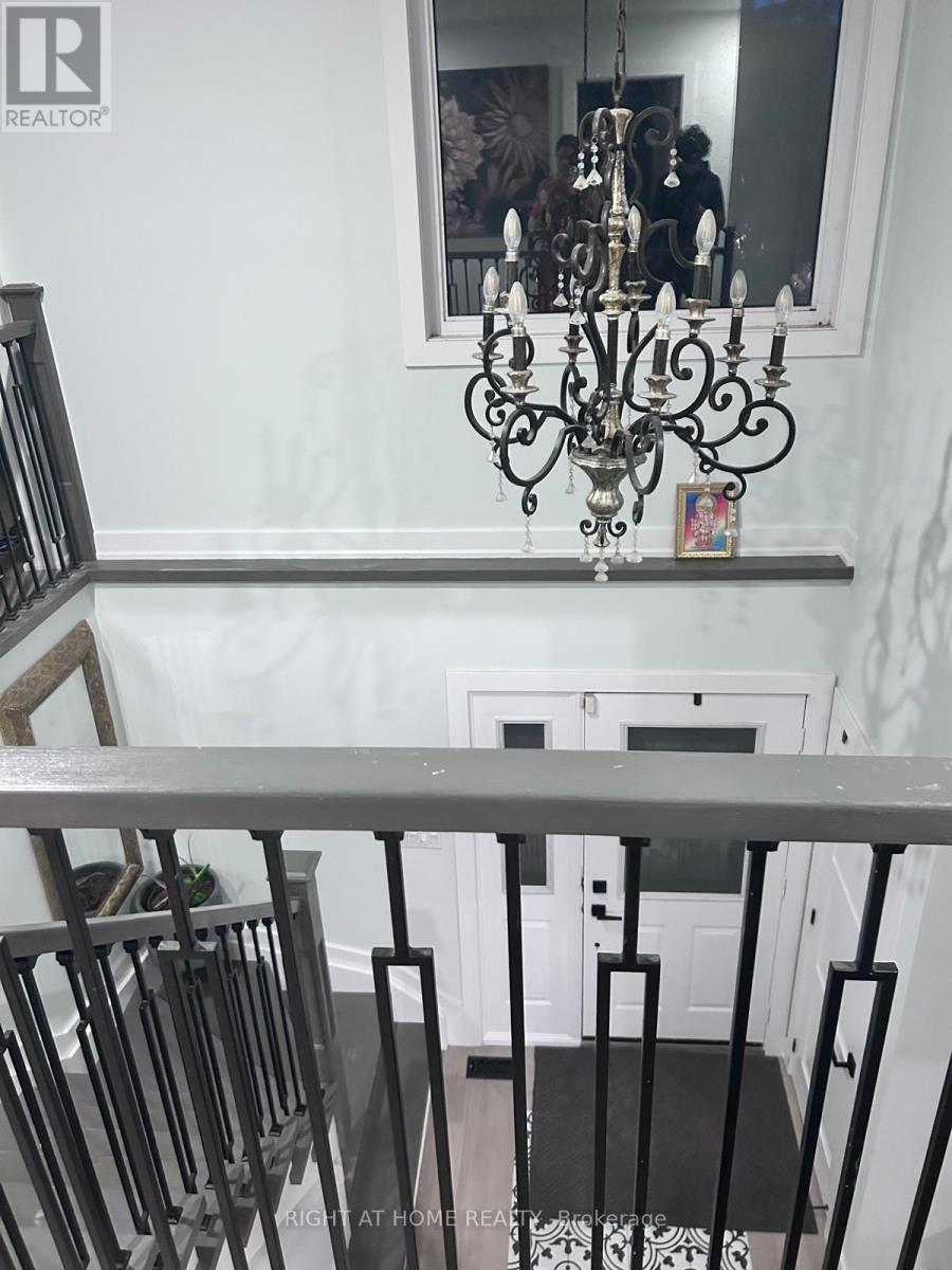 1926 Bonita Avenue, Pickering (Dunbarton), Ontario  L1V 3N2 - Photo 11 - E12693896