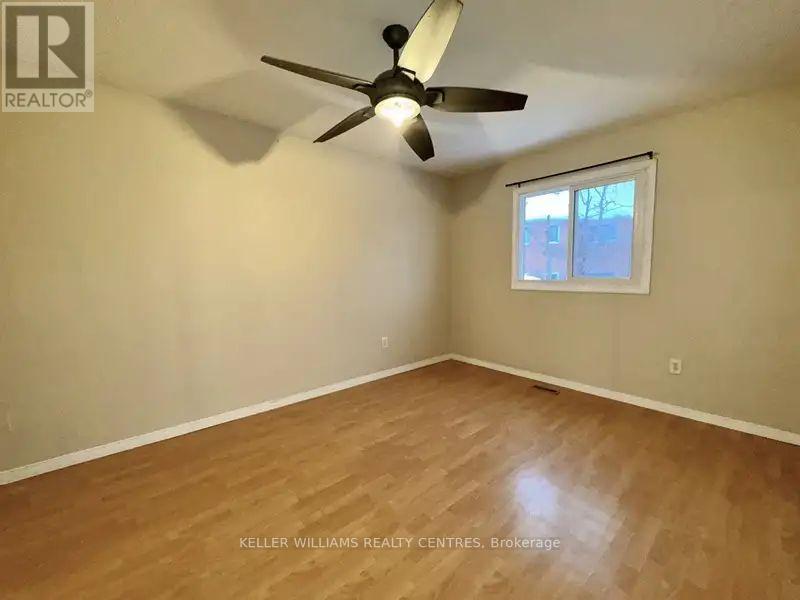 Upper - 51 Mcdougall Drive, Barrie (West Bayfield), Ontario  L4N 7H7 - Photo 16 - S12693892