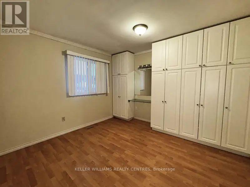 Upper - 51 Mcdougall Drive, Barrie (West Bayfield), Ontario  L4N 7H7 - Photo 17 - S12693892