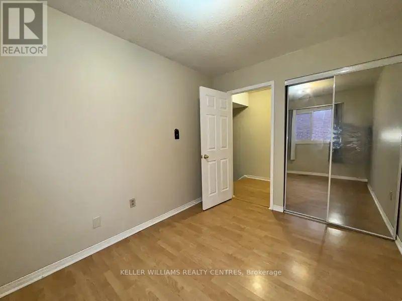 Upper - 51 Mcdougall Drive, Barrie (West Bayfield), Ontario  L4N 7H7 - Photo 19 - S12693892