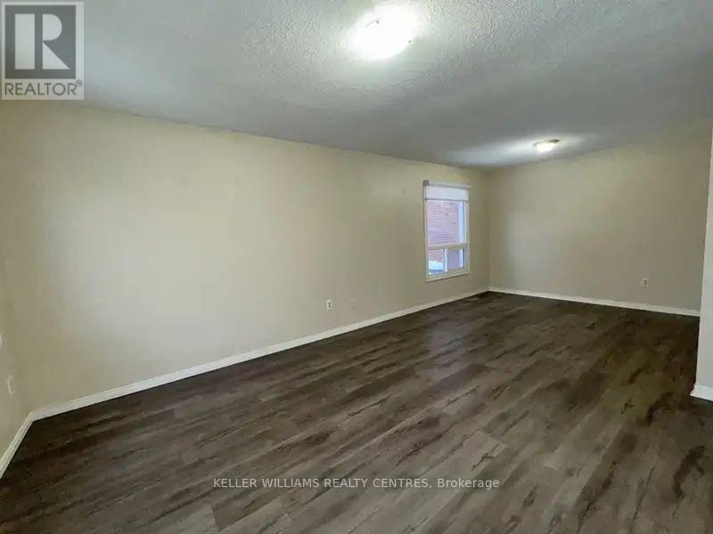 Upper - 51 Mcdougall Drive, Barrie (West Bayfield), Ontario  L4N 7H7 - Photo 5 - S12693892