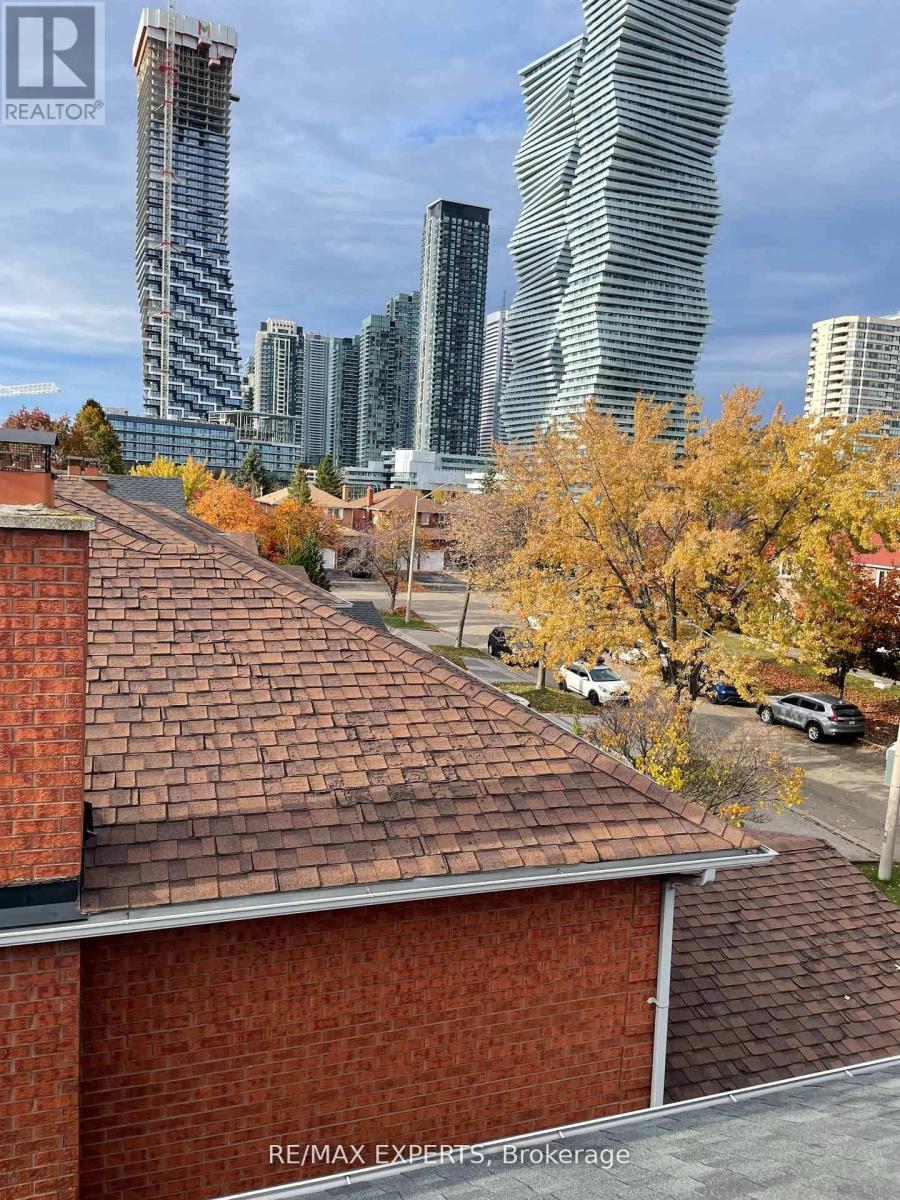 482 Malaga Road, Mississauga, Ontario  L5B 3W2 - Photo 44 - W12672466