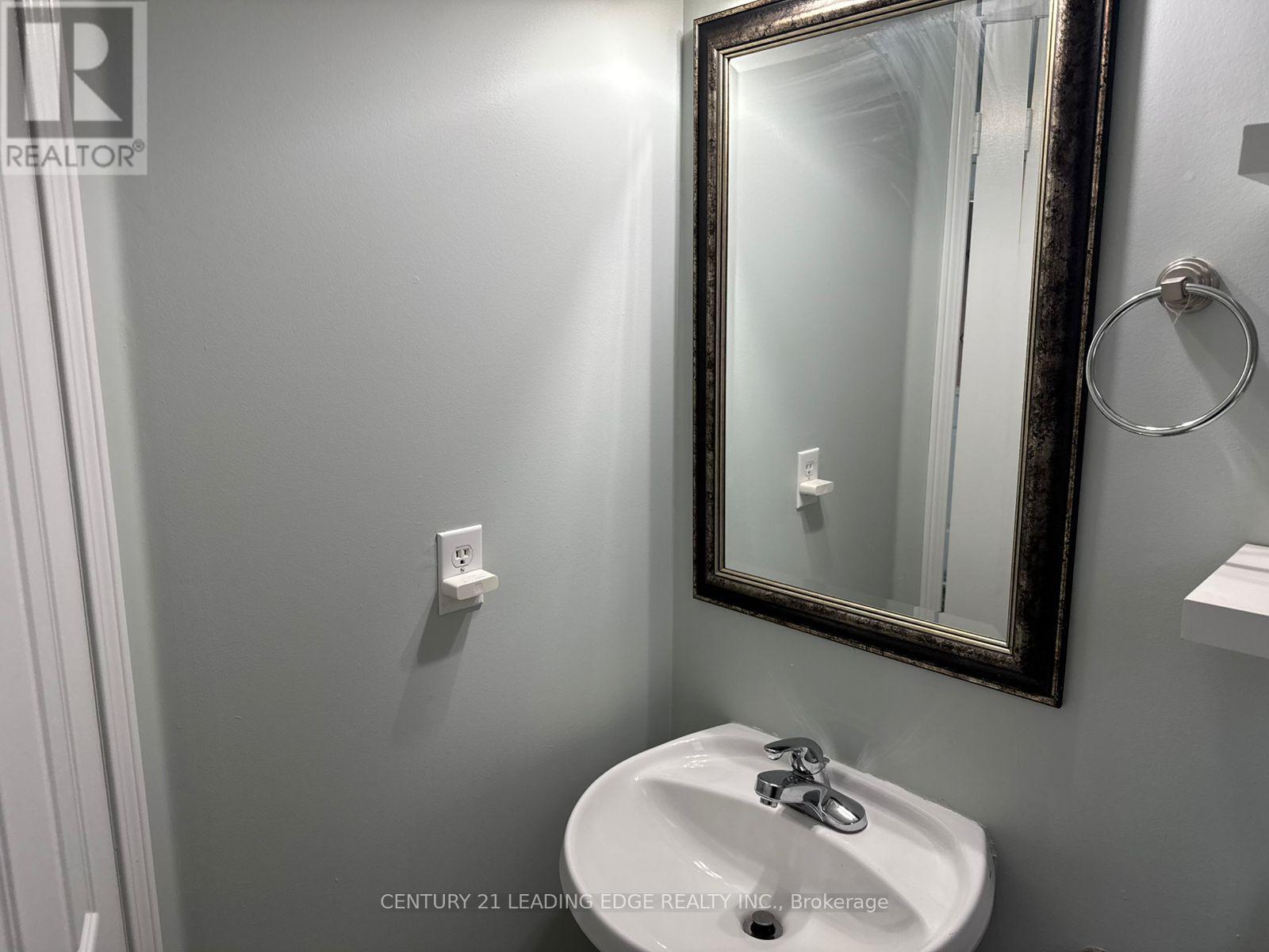 6 Cottontail Road, Brampton, Ontario  L7A 3R4 - Photo 10 - W12693880