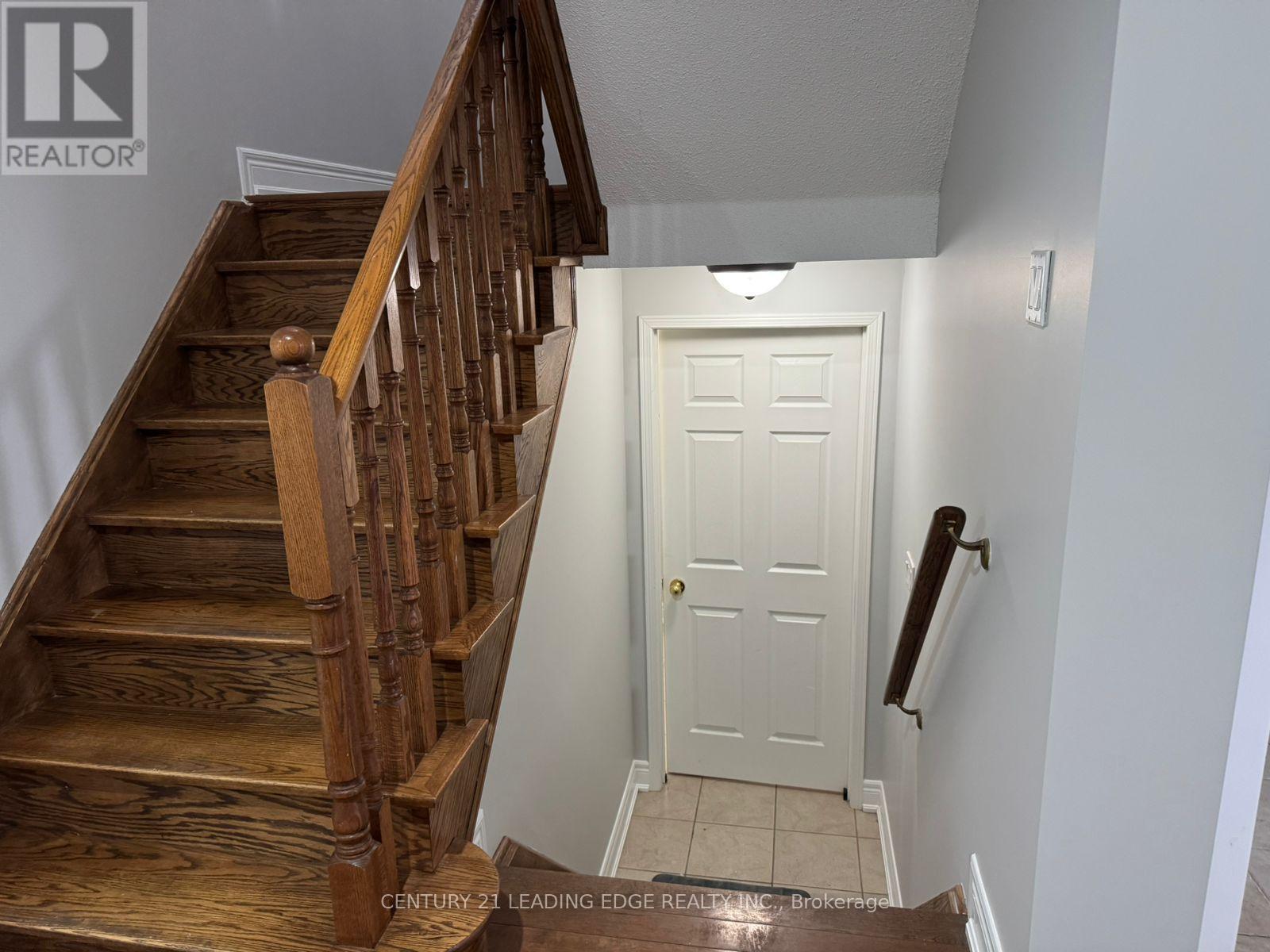 6 Cottontail Road, Brampton, Ontario  L7A 3R4 - Photo 14 - W12693880