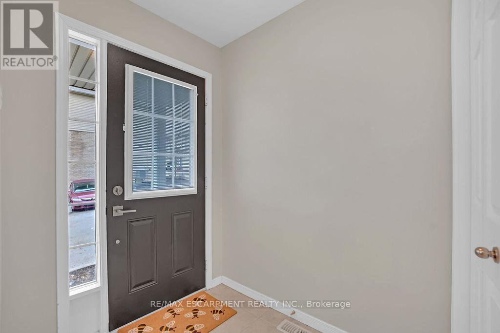 19 - 1328 Upper Sherman Avenue, Hamilton (Rushdale), Ontario  L8W 1C2 - Photo 3 - X12693882