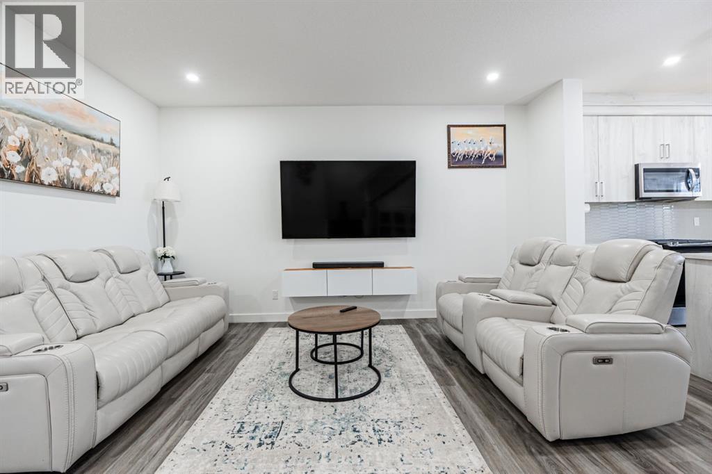 112 Midtown Close Sw, Airdrie, Alberta  T4B 5G9 - Photo 8 - A2268751