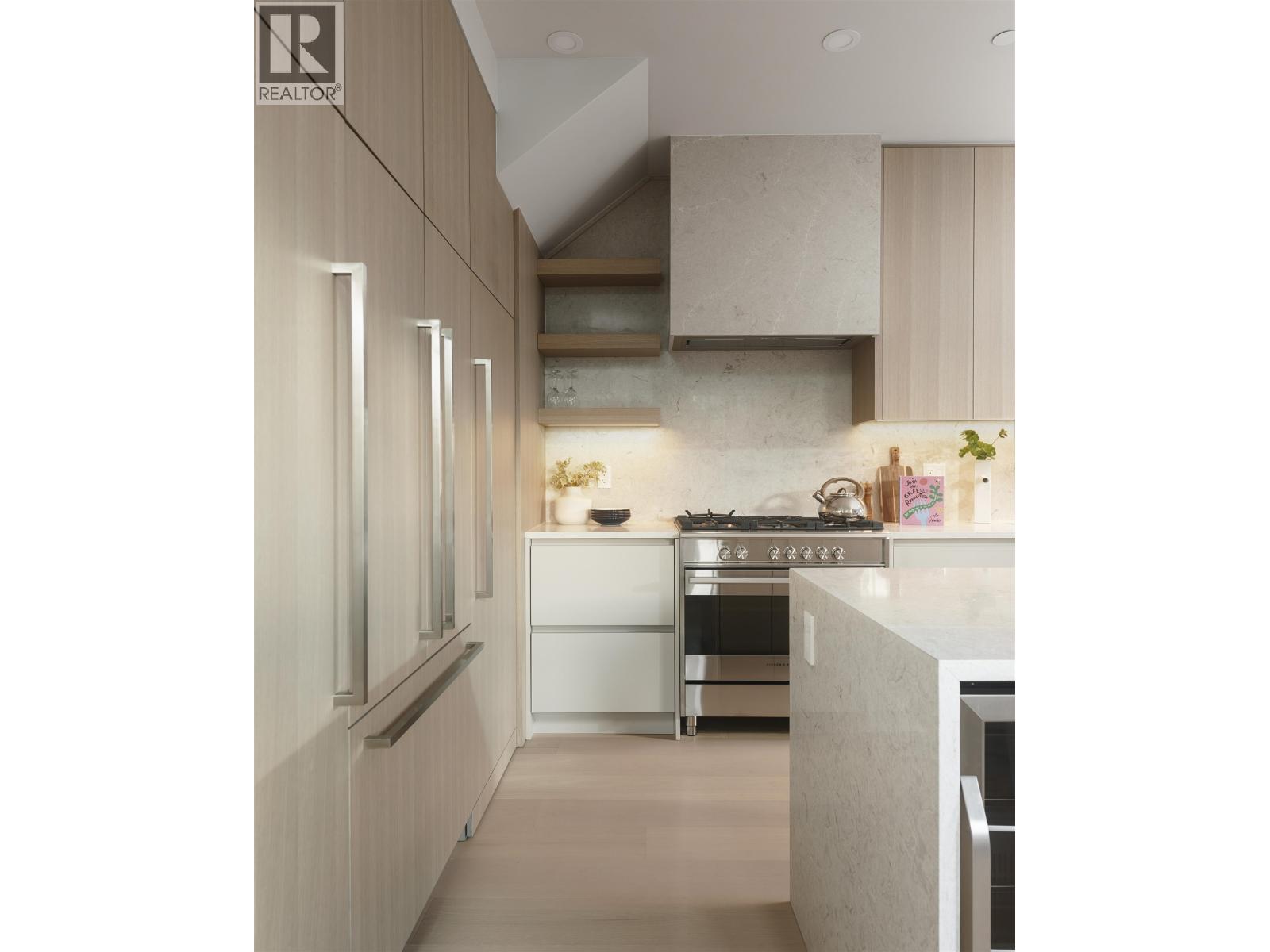 2134 E 10th Avenue, Vancouver, British Columbia  V5N 1Y1 - Photo 3 - R3079333