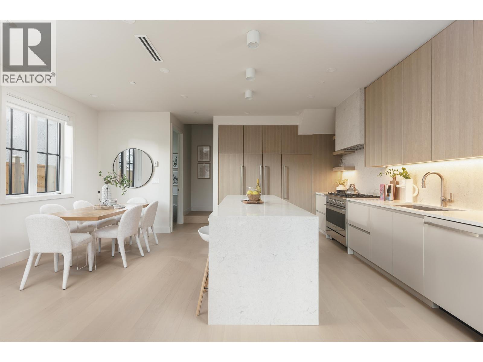 2134 E 10th Avenue, Vancouver, British Columbia  V5N 1Y1 - Photo 5 - R3079333