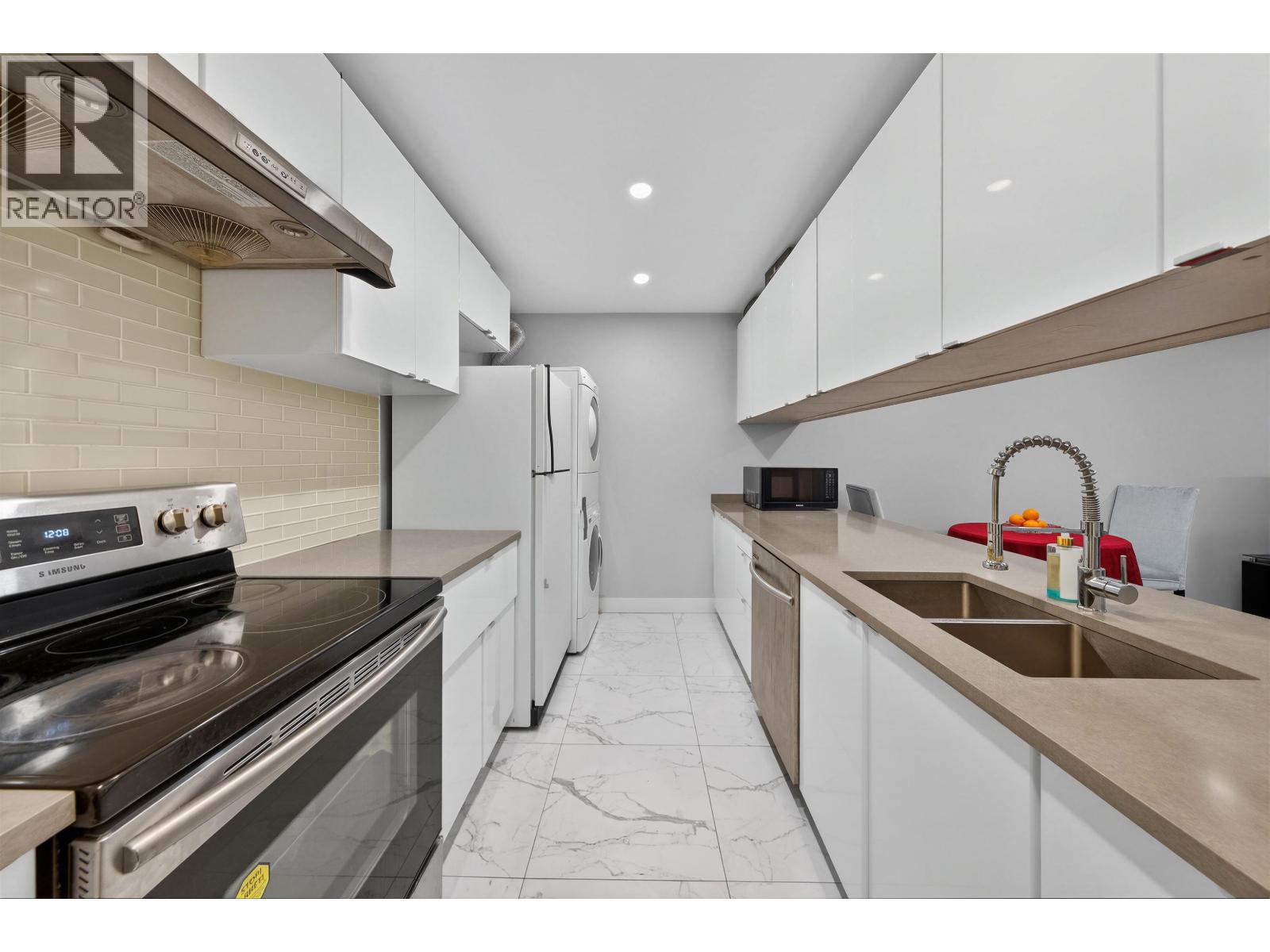 2975 Argo Place, Burnaby, British Columbia  V3J 7G2 - Photo 13 - R3079215