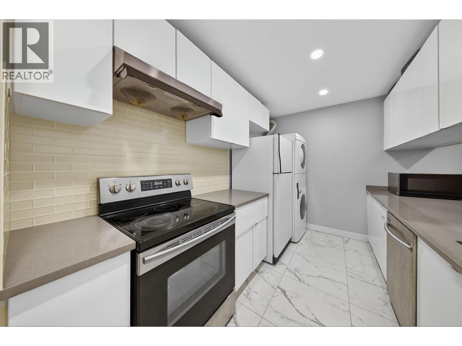 2975 Argo Place, Burnaby, British Columbia  V3J 7G2 - Photo 12 - R3079215