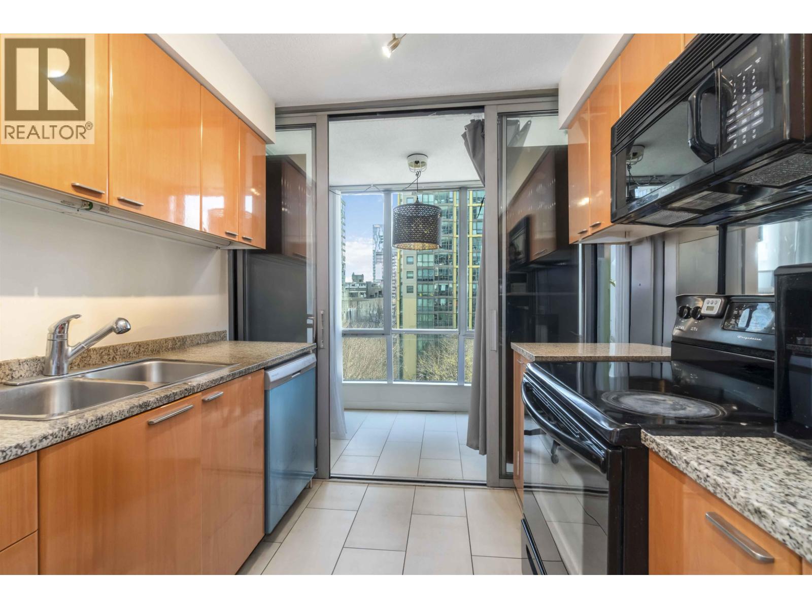 1408 1288 W Georgia Street, Vancouver, British Columbia  V6E 4R3 - Photo 11 - R3079376