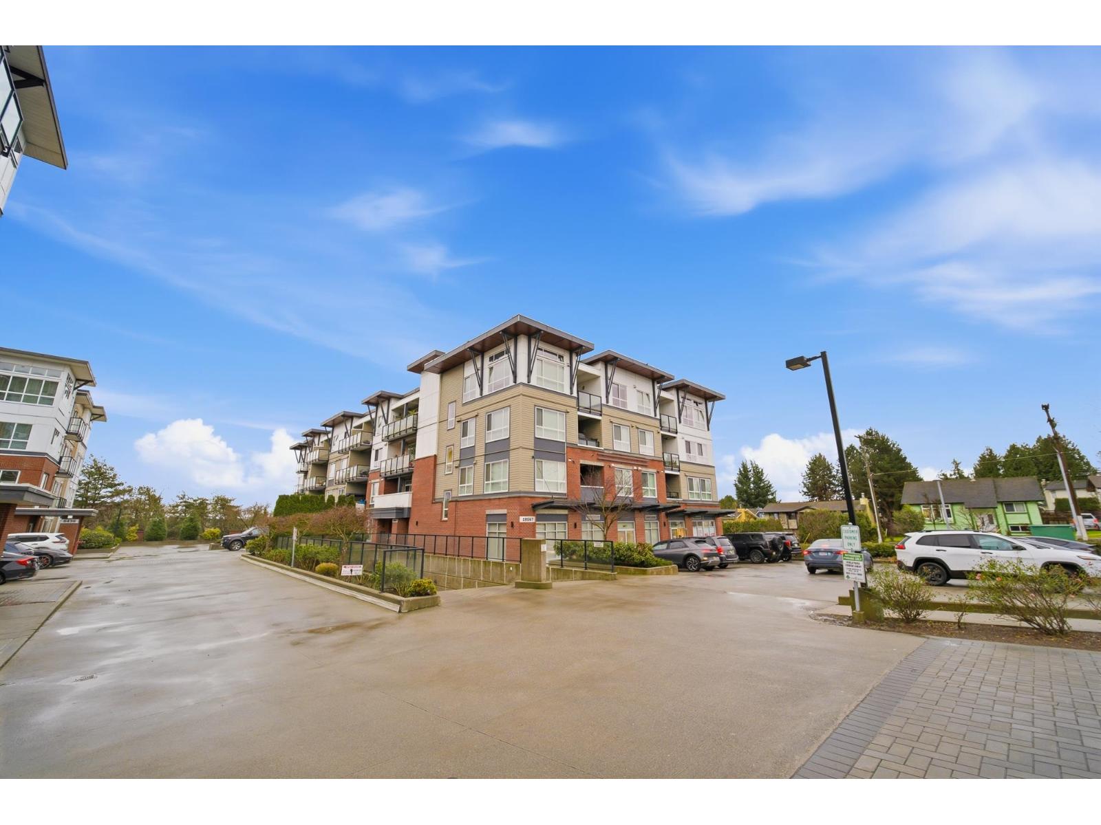 309 19567 64 Avenue, Surrey, British Columbia  V3S 7H8 - Photo 2 - R3079194