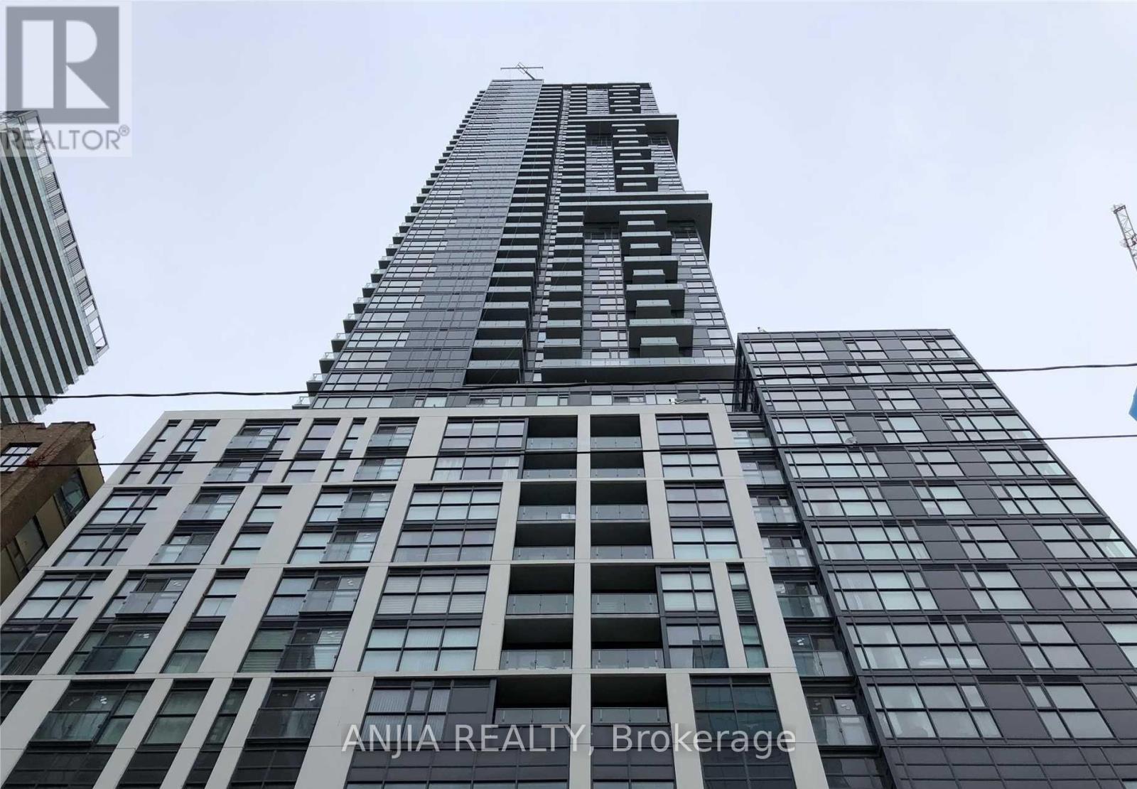 3315 - 87 Peter Street, Toronto (Waterfront Communities), Ontario  M5V 0P1 - Photo 2 - C12693898