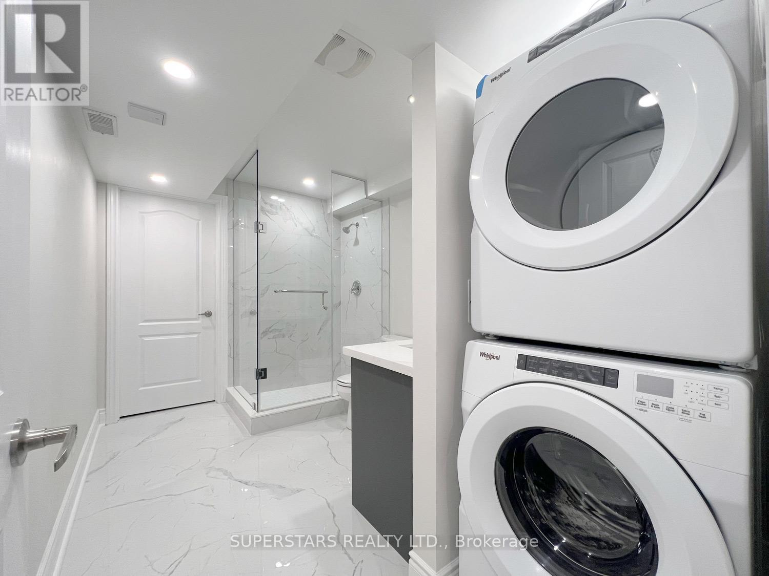 Bsmt - 17 Briarfield Avenue, East Gwillimbury, Ontario L9N 0P5 - Photo 8 - N12693914