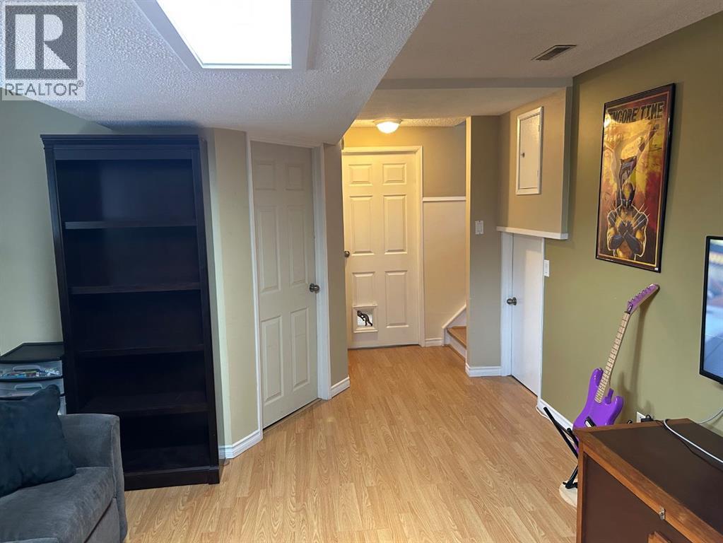 87 Falton Close Ne, Calgary, Alberta  T3J 1X2 - Photo 19 - A2251298