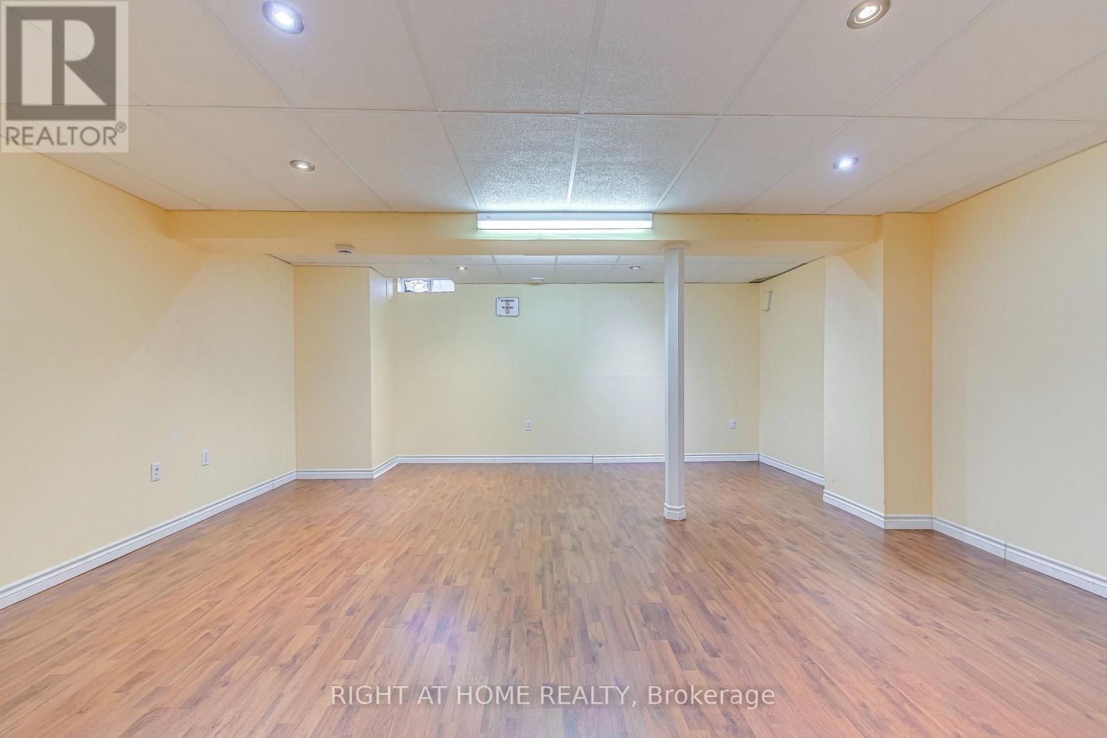 1348 Weir Chase, Mississauga, Ontario  L5V 2W9 - Photo 30 - W12693908