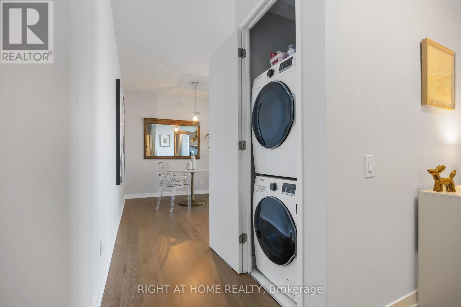 2205 - 90 Park Lawn Road, Toronto (Mimico), Ontario  M8Y 0B6 - Photo 21 - W12693912