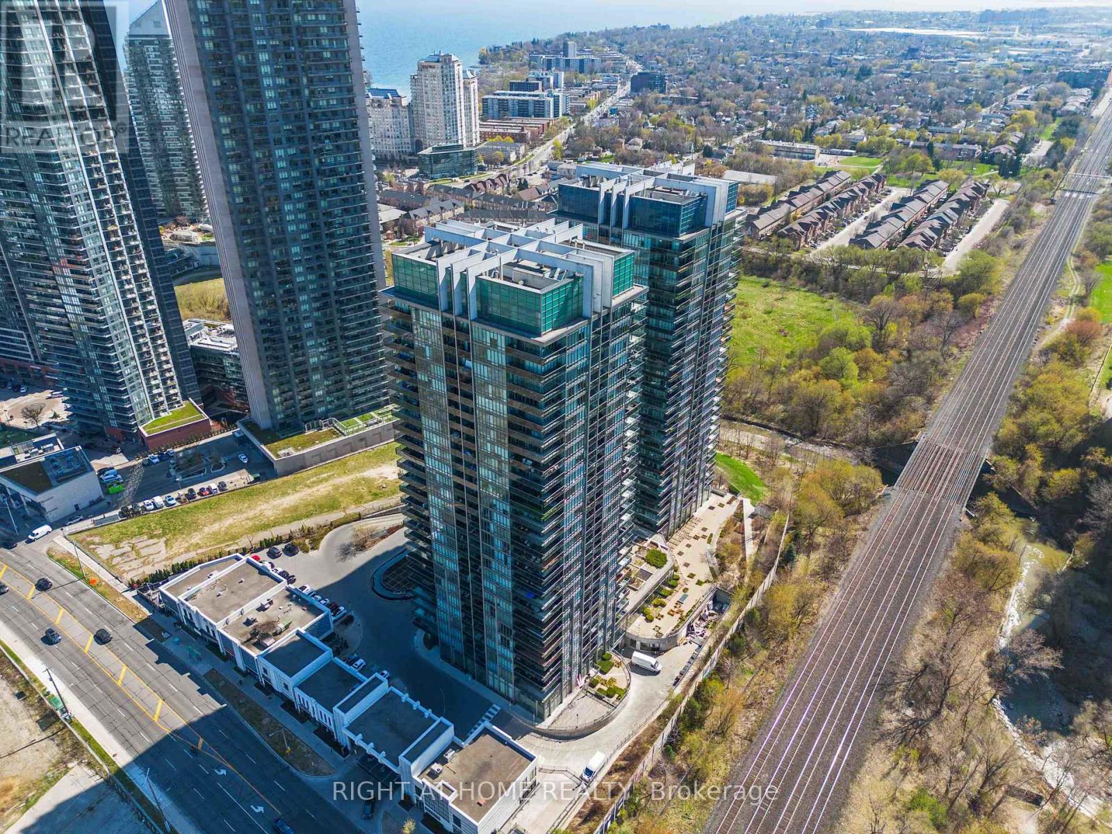 2205 - 90 Park Lawn Road, Toronto (Mimico), Ontario  M8Y 0B6 - Photo 36 - W12693912